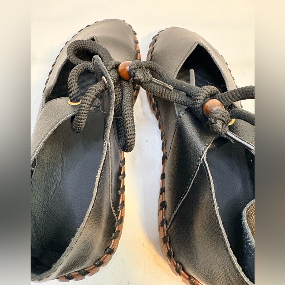 Black Leather Lace-Up Comfort Flats Whipstitch Sole Boho Casual Shoes - Picture 6 of 9
